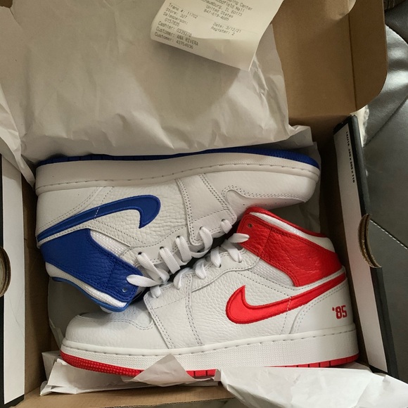 Nike Jordan retro 1 (NEW) 6Y=7.5 women’s - Picture 2 of 6